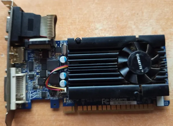 Tarjeta gráfica Gigabyte GT 610 2GB DDR3